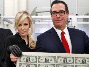 Louise_Linton_M_wife